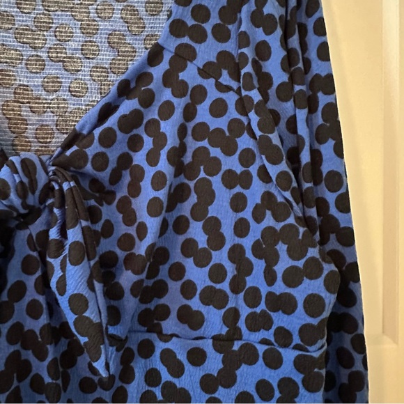 Ava & Viv Blue Polka Dot Tie Front Blouse 2X Long Sleeve - Picture 7 of 9